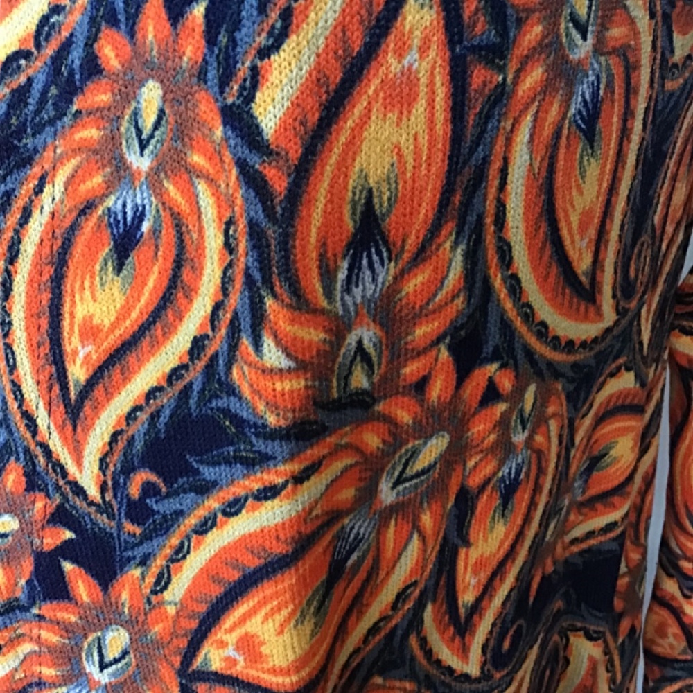 LuLaRoe Sarah Duster Sweater Size Small Bright Paisley Pattern - Picture 2 of 6